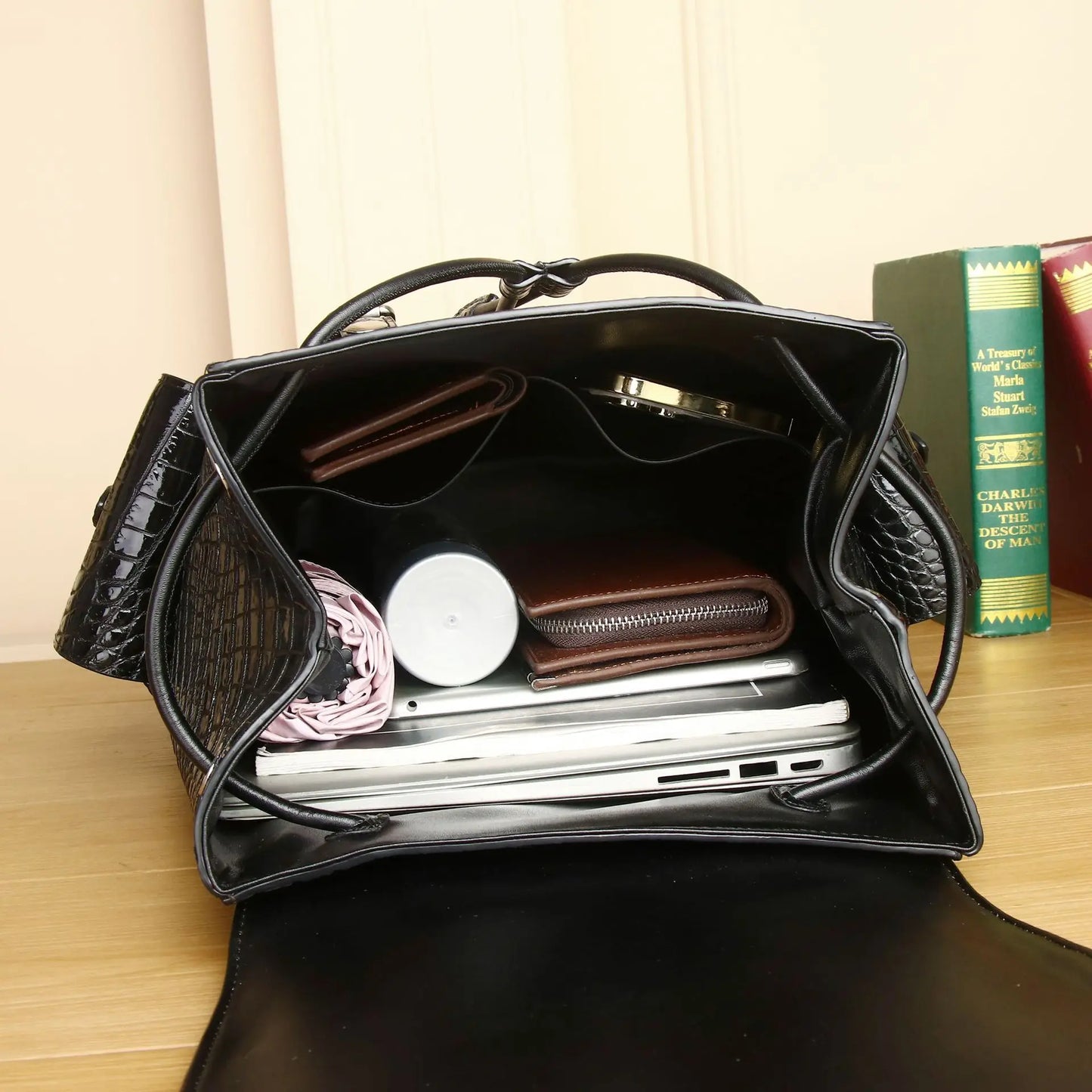 Premium Crocodile Pattern Leather Travel Backpack - 20-35L Capacity